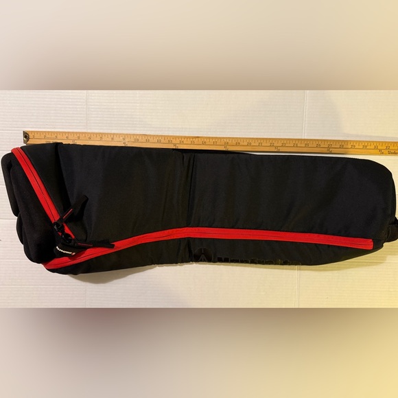 Manfrotto MB MBAG80PN 80cm Tripod Black w Red Trim Zippered Bag - Picture 12 of 12